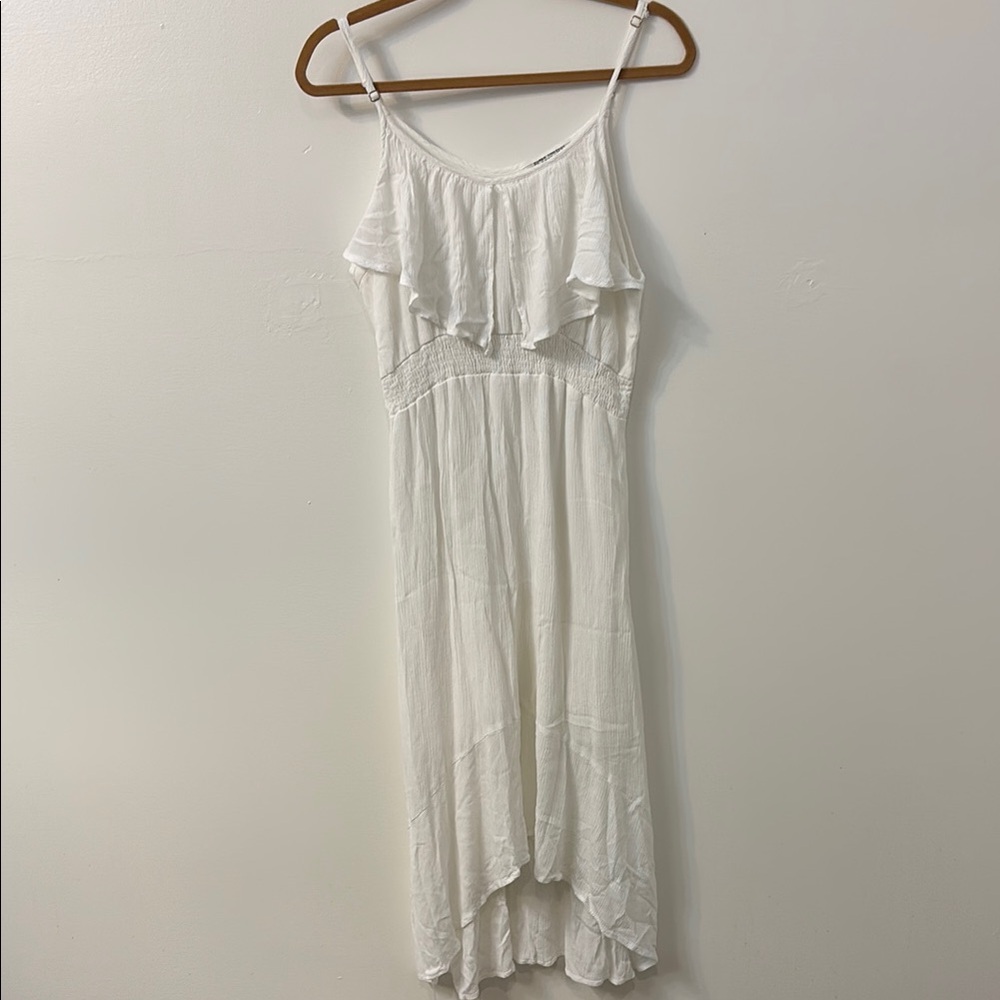 Airy White Sleeveless Dress